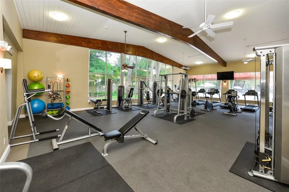 2740 COCONUT BAY LN LANE #3310 (3J) Sarasota, FL 34237