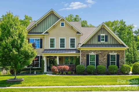 263 Forsythia Lane