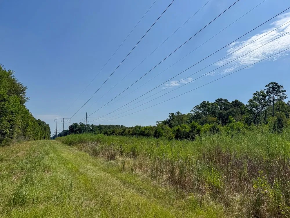 1 Johnson Road Huntsville, TX 77320