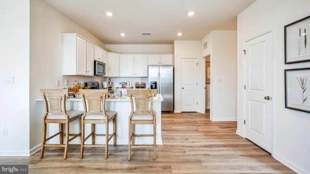176 DELHAAS CIRCLE Bristol, PA 19007