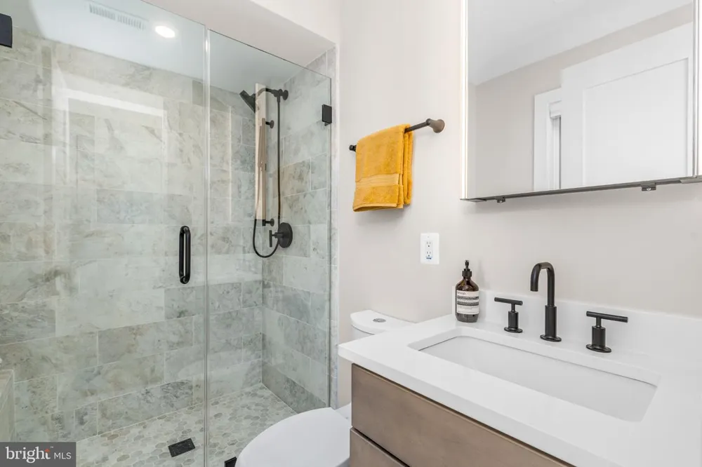 1820 19TH STREET NW #4 Washington, DC 20009