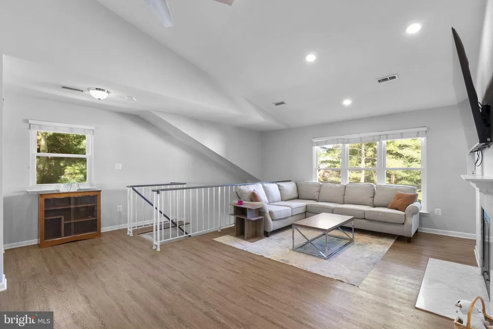 18054 ROLLING MEADOW WAY #259 Olney, MD 20832