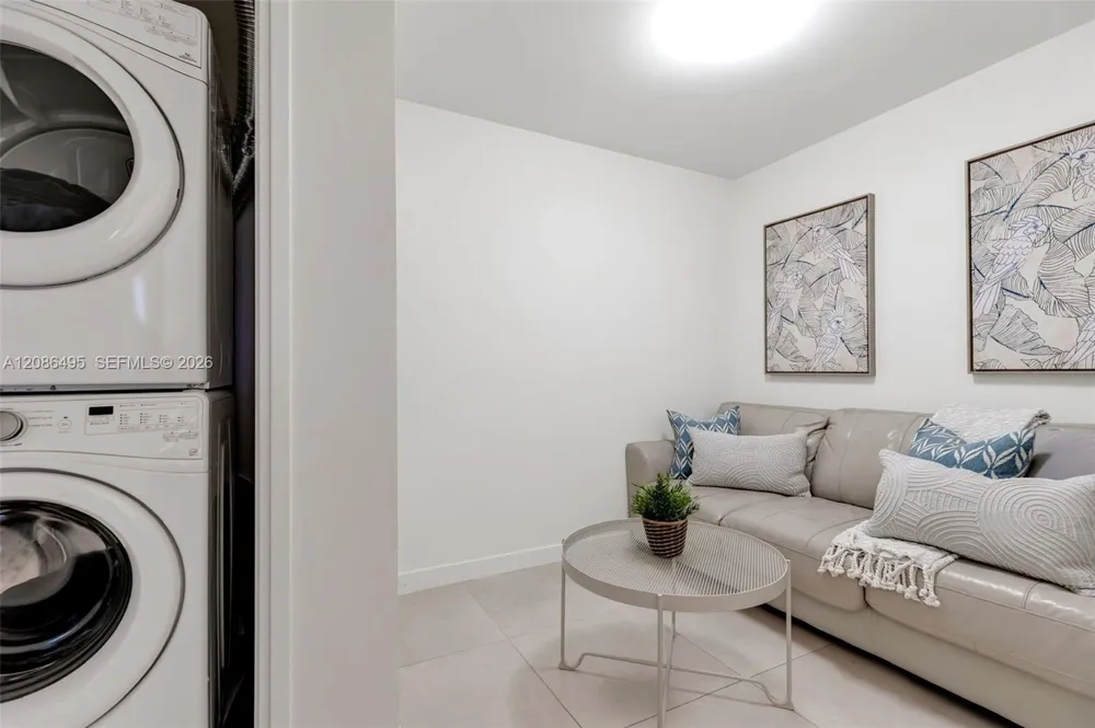 401 Birch Rd #1014 Fort Lauderdale, FL 33304