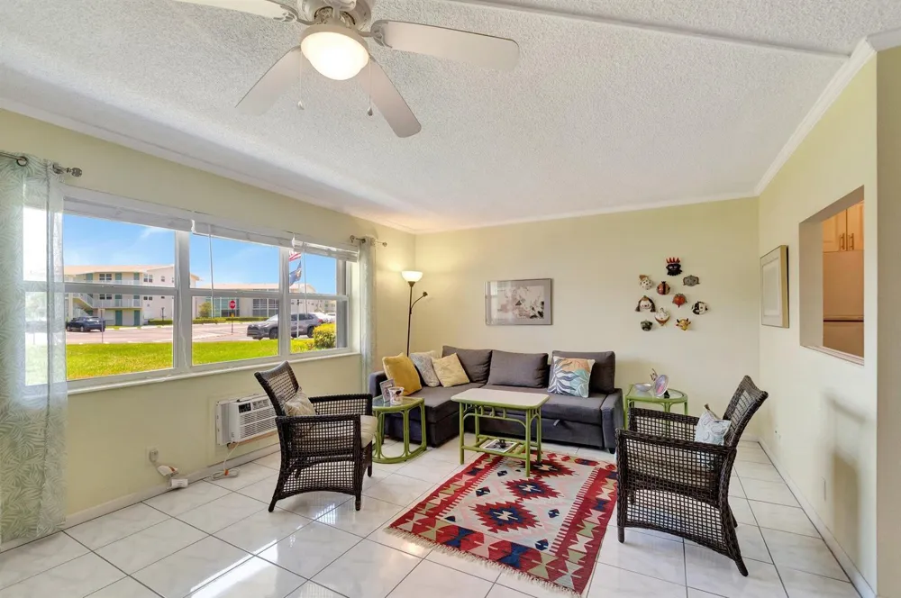 210 Horizon Street E #103 Boynton Beach, FL 33435