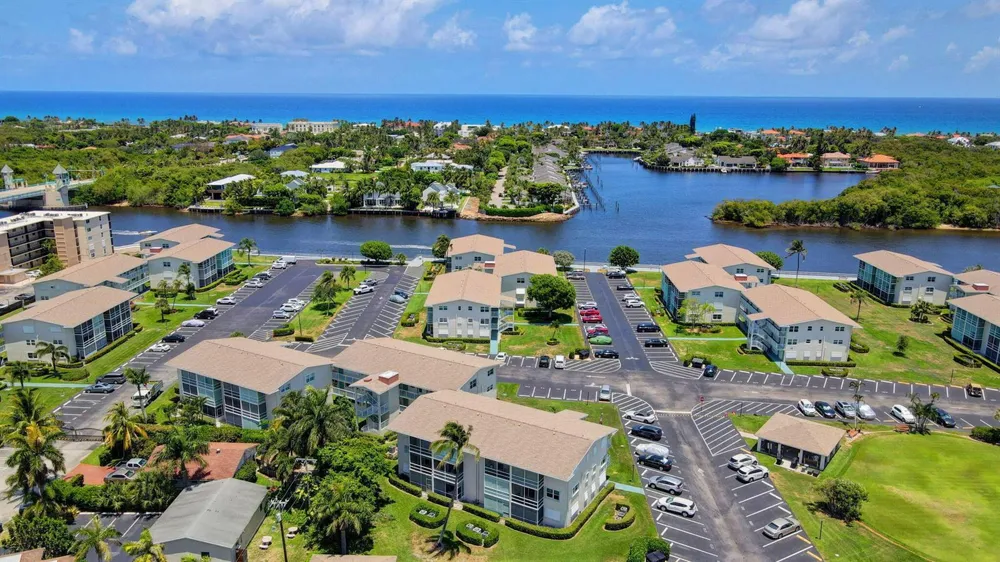 210 Horizon Street E #103 Boynton Beach, FL 33435
