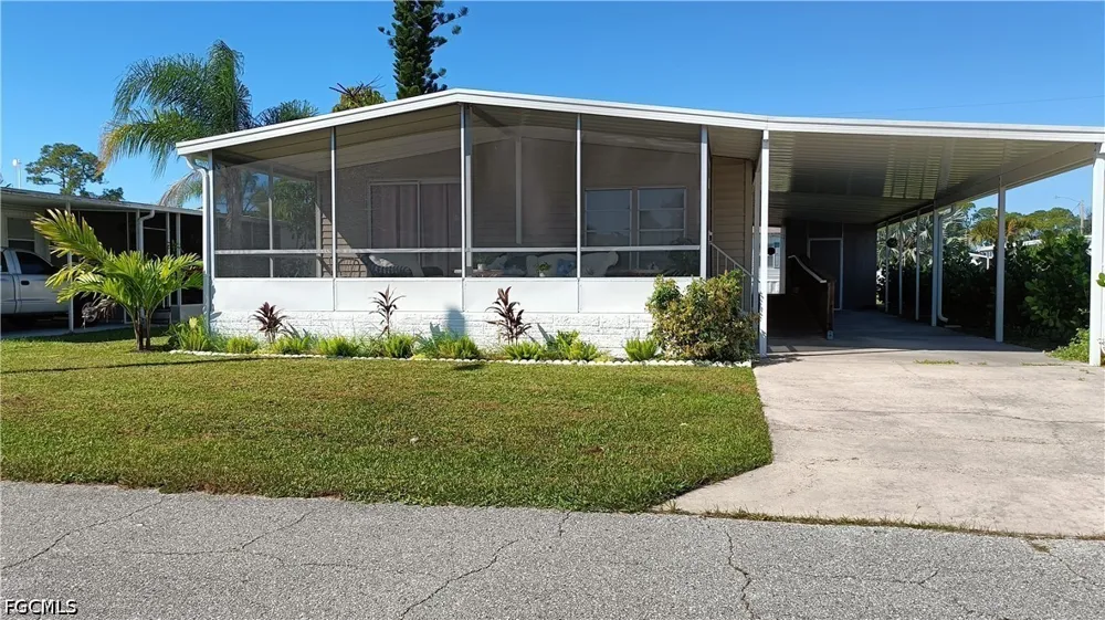 Blossom Court North Fort Myers, FL 33917