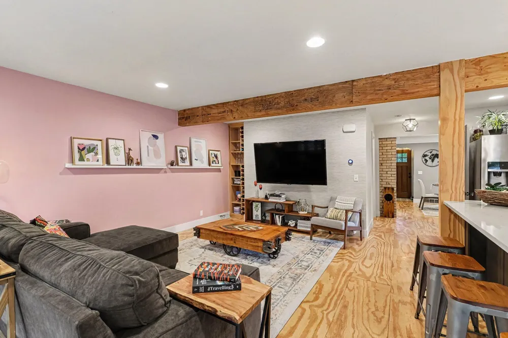 170 E 35th Street Holland, MI 49423