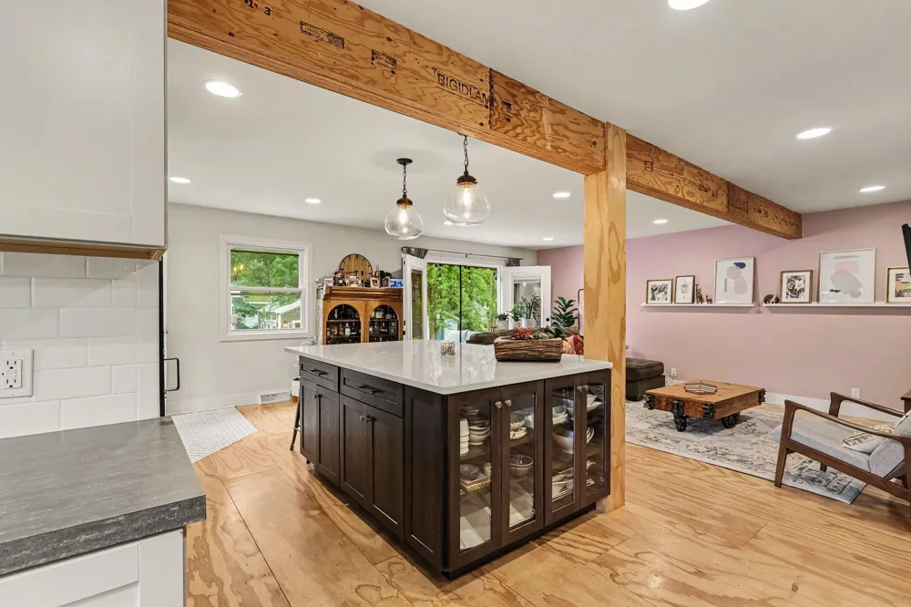 170 E 35th Street Holland, MI 49423