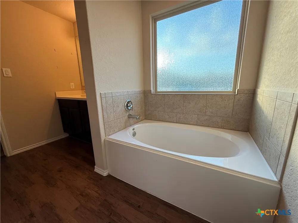 2934 Meadow Ridge New Braunfels, TX 78130