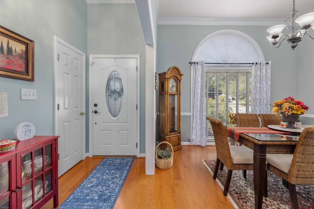 4847 Springwood Circle Columbus, GA 31909