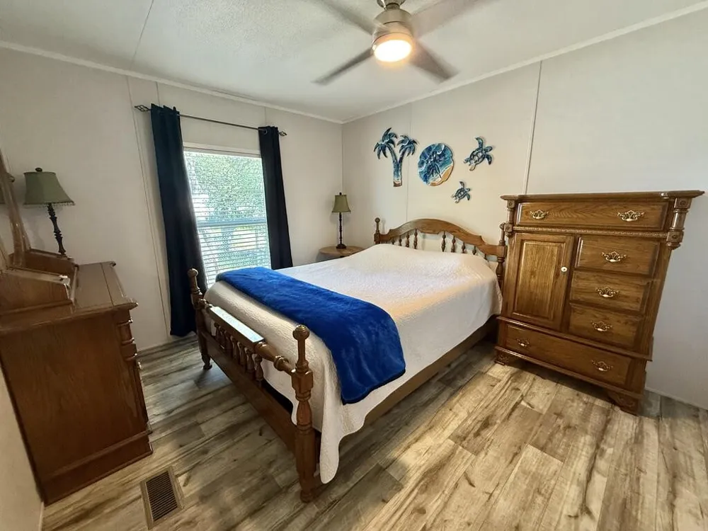 137 Lantana Drive Rockport, TX 78382