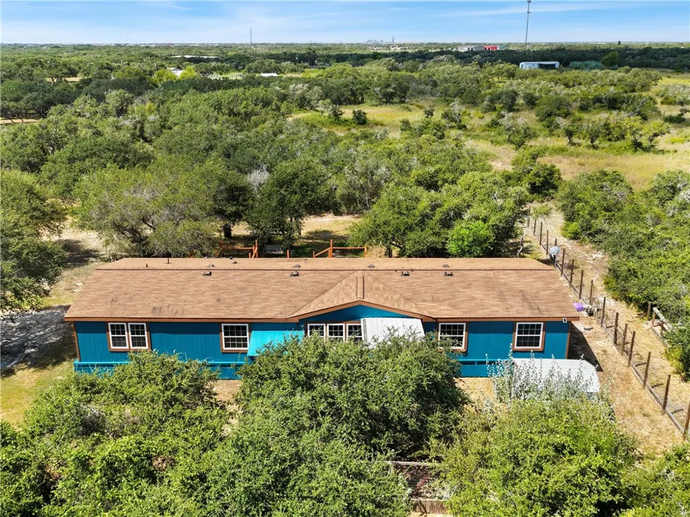 1051 Jacoby Lane Aransas Pass, TX 78336