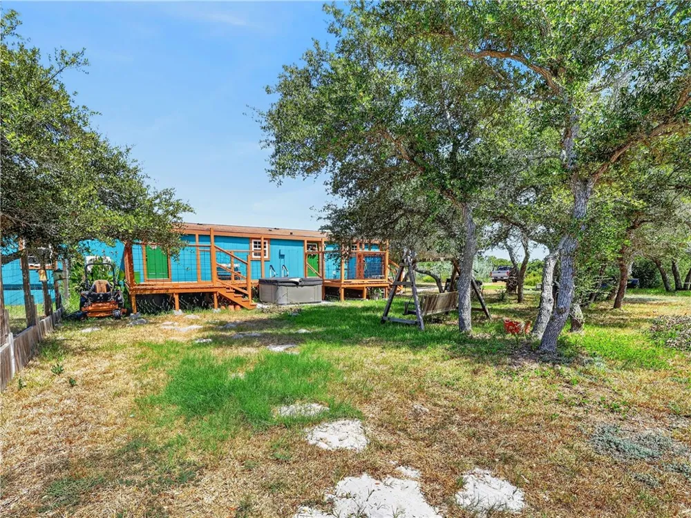 1051 Jacoby Lane Aransas Pass, TX 78336
