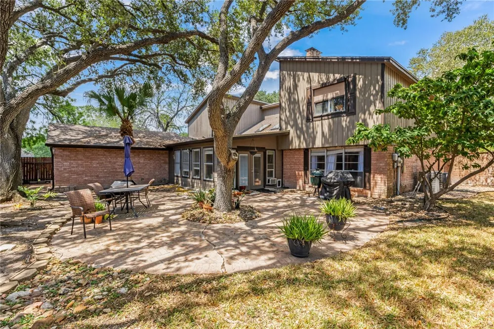6202 Lost Creek Drive Corpus Christi, TX 78413
