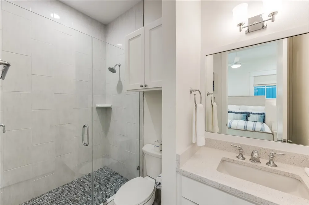 709 Sunrise Avenue Port Aransas, TX 78373