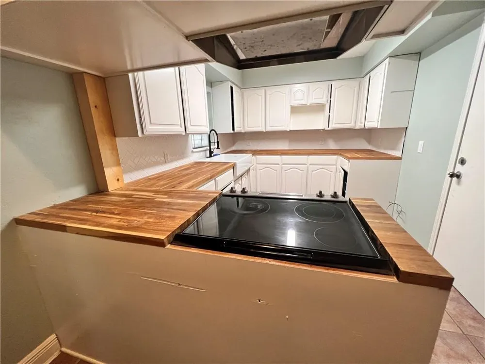 4805 Orchid Corpus Christi, TX 78416
