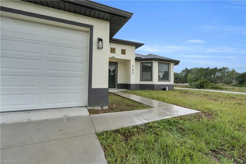 727 Aletha Avenue S Lehigh Acres, FL 33974