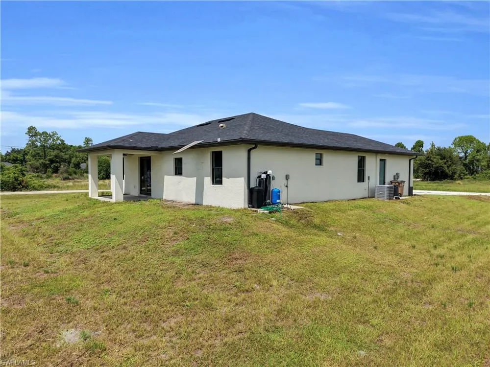 727 Aletha Avenue S Lehigh Acres, FL 33974
