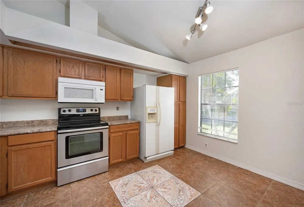 102 CANDLEWICK COURT Sanford, FL 32771