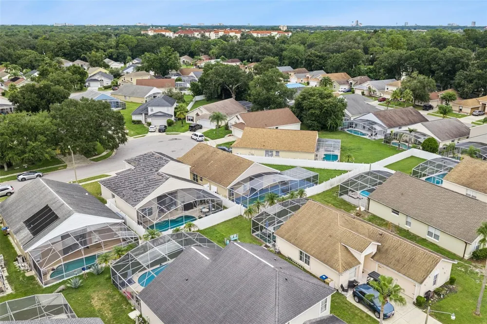 2611 BROOKSHIRE COURT Kissimmee, FL 34746