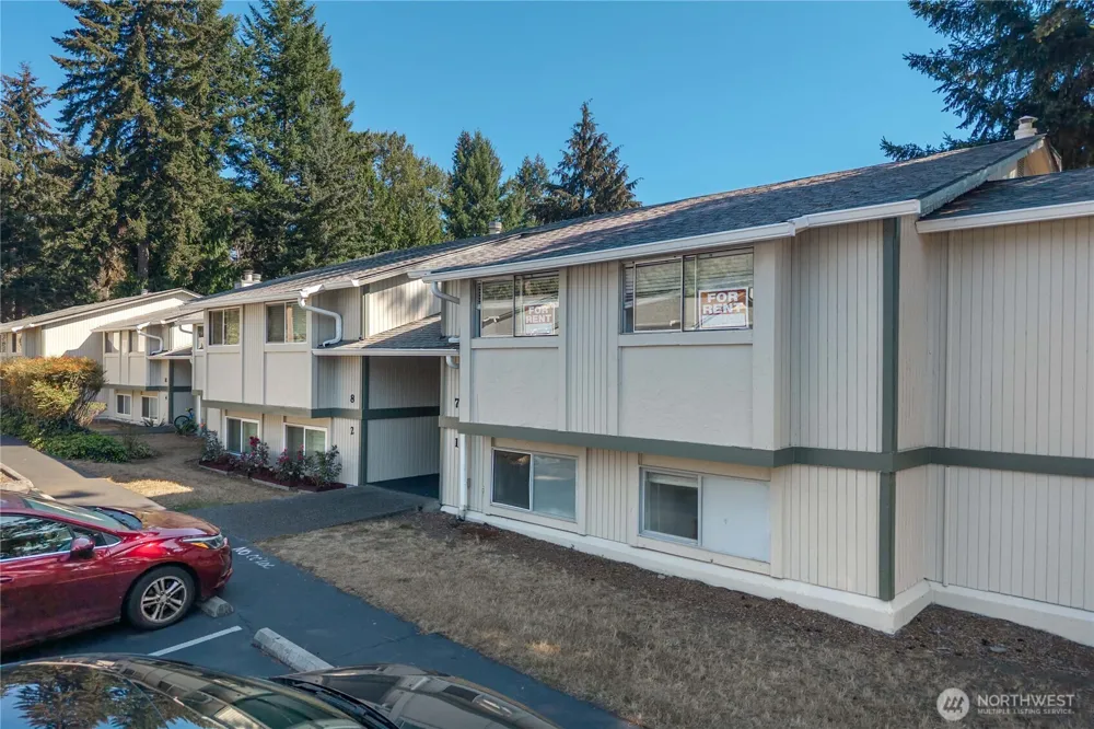 32304 4th Place S #R1 Federal Way, WA 98003