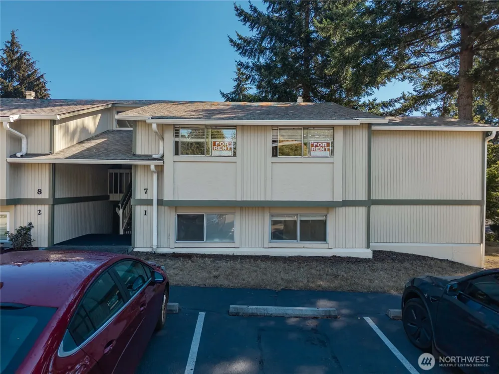 32304 4th Place S #R1 Federal Way, WA 98003
