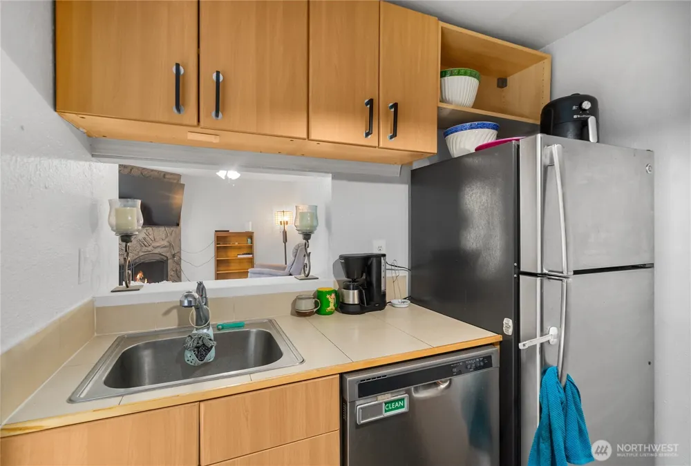 32304 4th Place S #R1 Federal Way, WA 98003