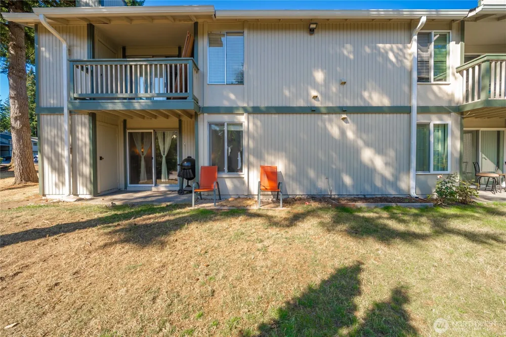 32304 4th Place S #R1 Federal Way, WA 98003