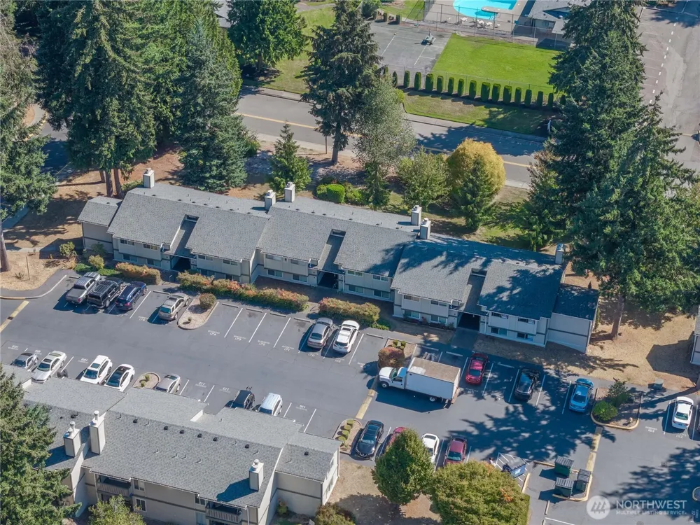 32304 4th Place S #R1 Federal Way, WA 98003