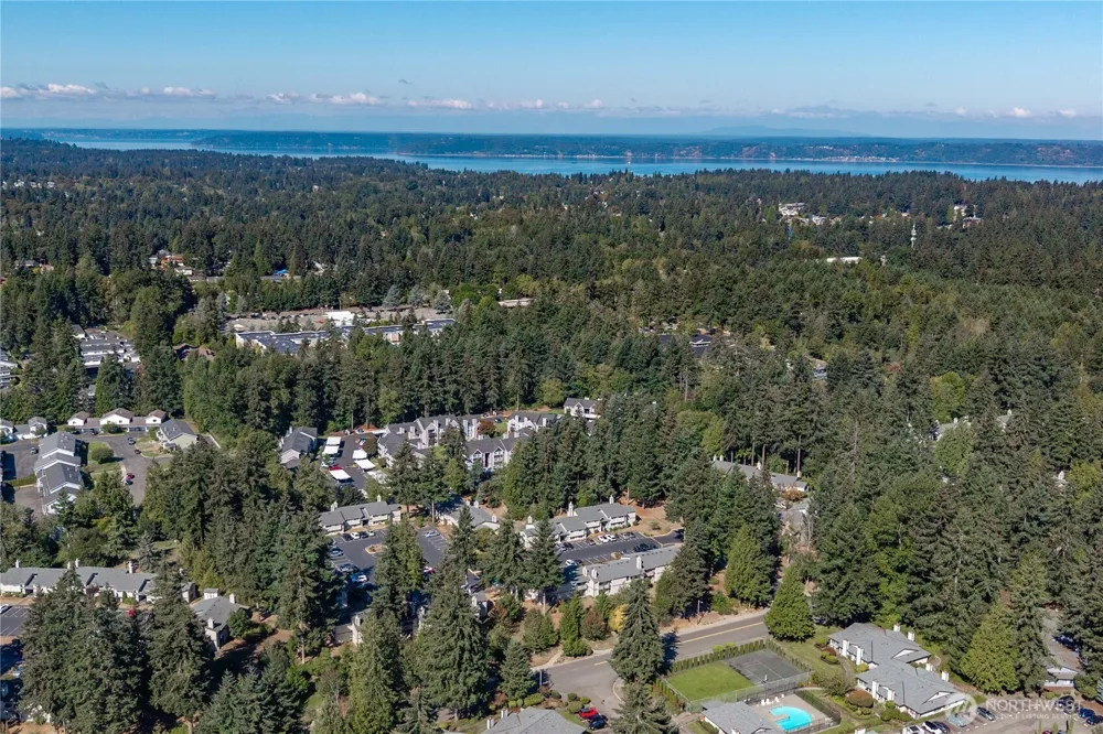 32304 4th Place S #R1 Federal Way, WA 98003