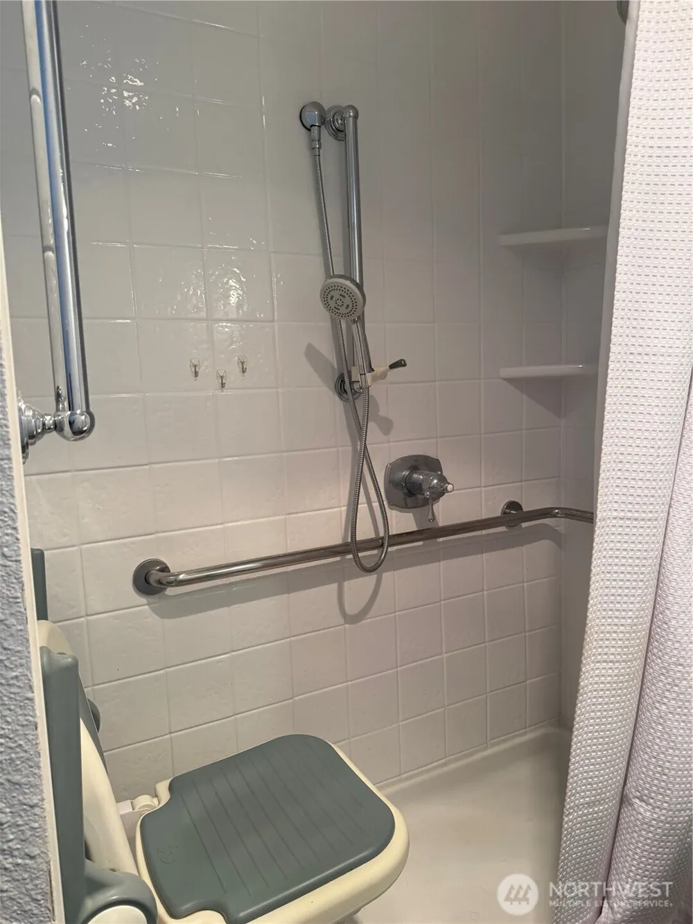 32304 4th Place S #R1 Federal Way, WA 98003