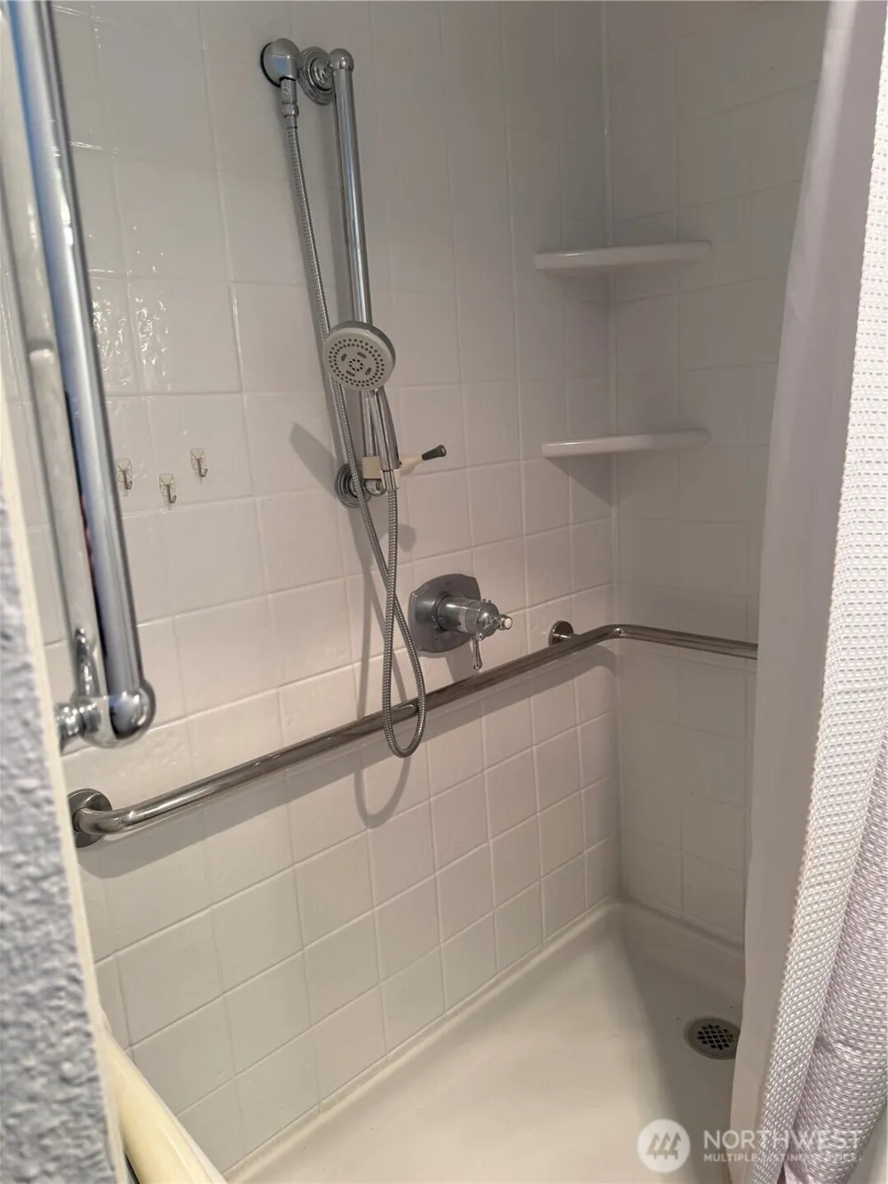 32304 4th Place S #R1 Federal Way, WA 98003
