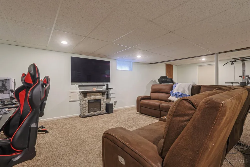 2352 Judd Drive Lawrenceburg, IN 47025
