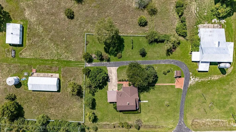 1290 St Rt 725 Somers, OH 45311