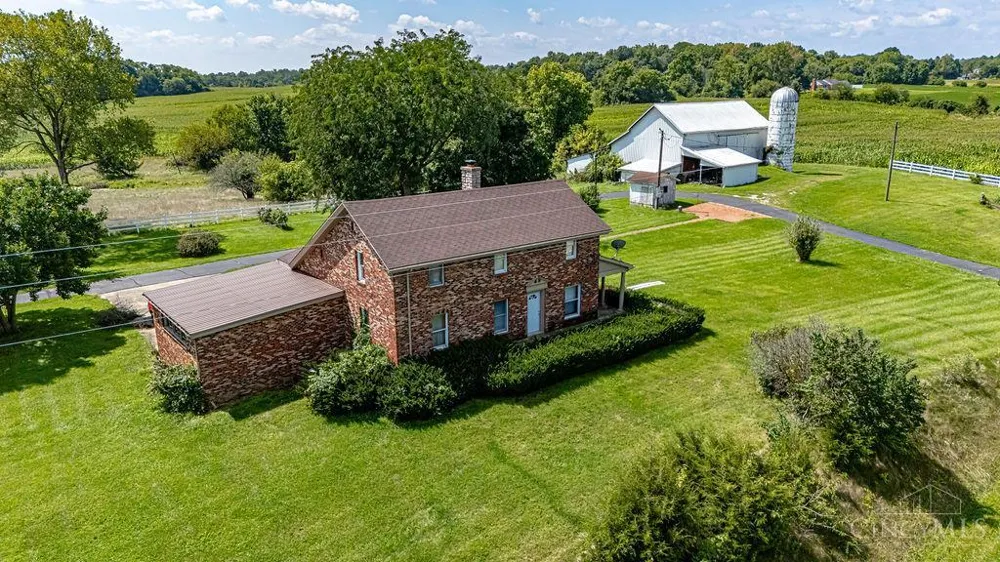 1290 St Rt 725 Somers, OH 45311