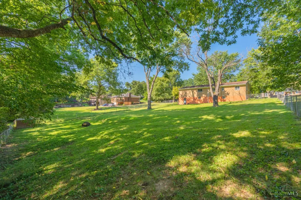 6714 Devonwood Drive North College Hill, OH 45224