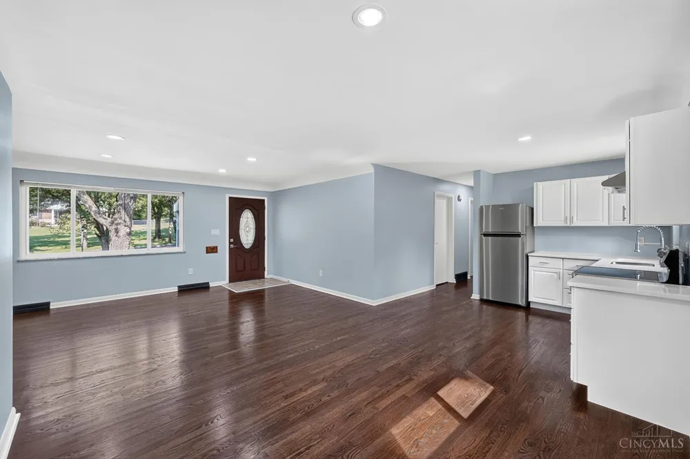 6714 Devonwood Drive North College Hill, OH 45224