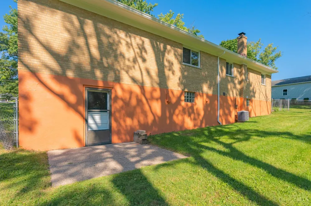 6714 Devonwood Drive North College Hill, OH 45224