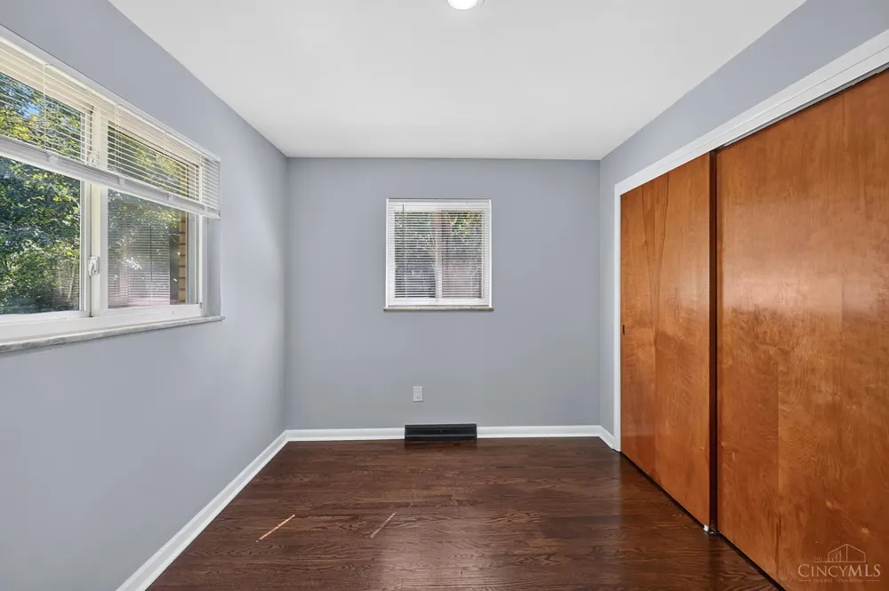 6714 Devonwood Drive North College Hill, OH 45224