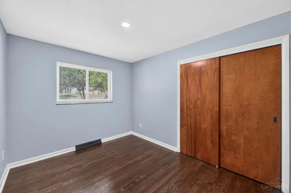 6714 Devonwood Drive North College Hill, OH 45224