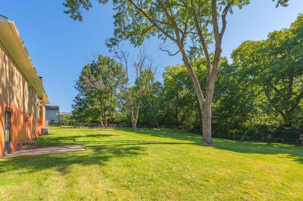6714 Devonwood Drive North College Hill, OH 45224