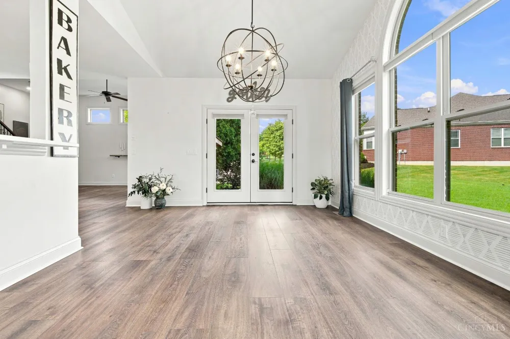 5793 Ferdinand Drive West Chester, OH 45069