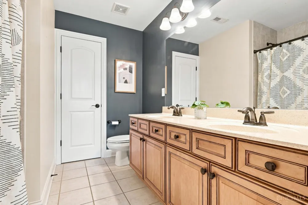 5793 Ferdinand Drive West Chester, OH 45069