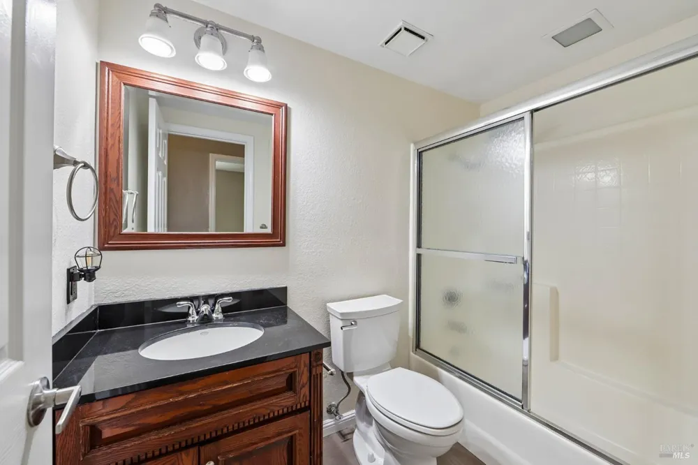 508 Poppy Circle Benicia, CA 94510