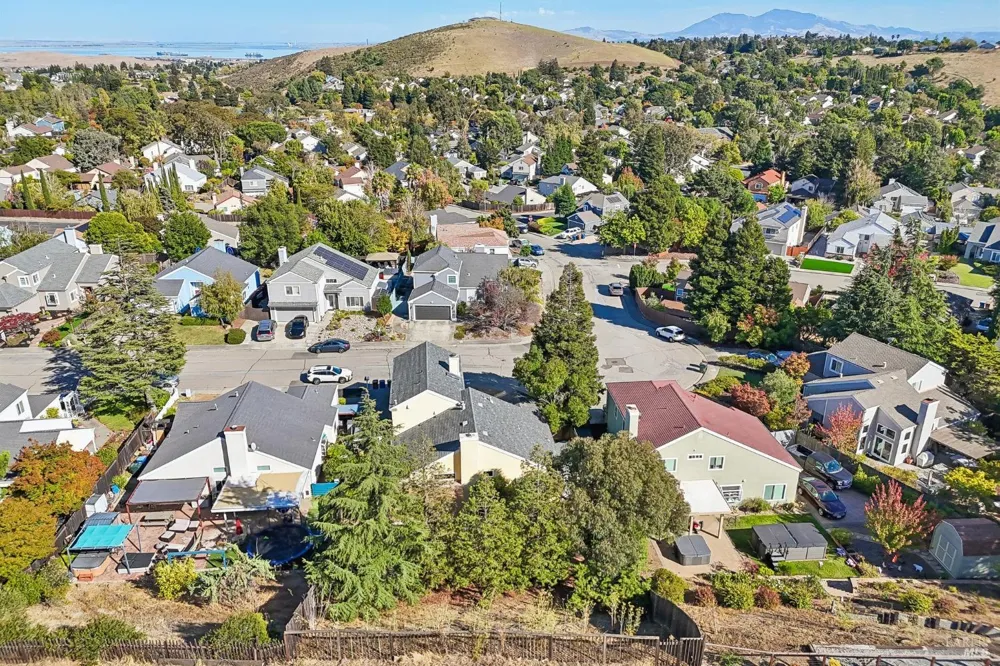 508 Poppy Circle Benicia, CA 94510