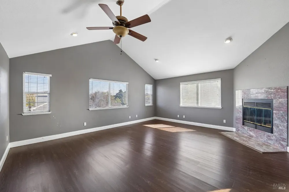 508 Poppy Circle Benicia, CA 94510