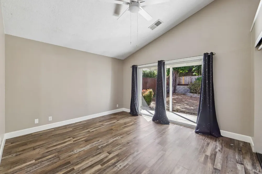 508 Poppy Circle Benicia, CA 94510