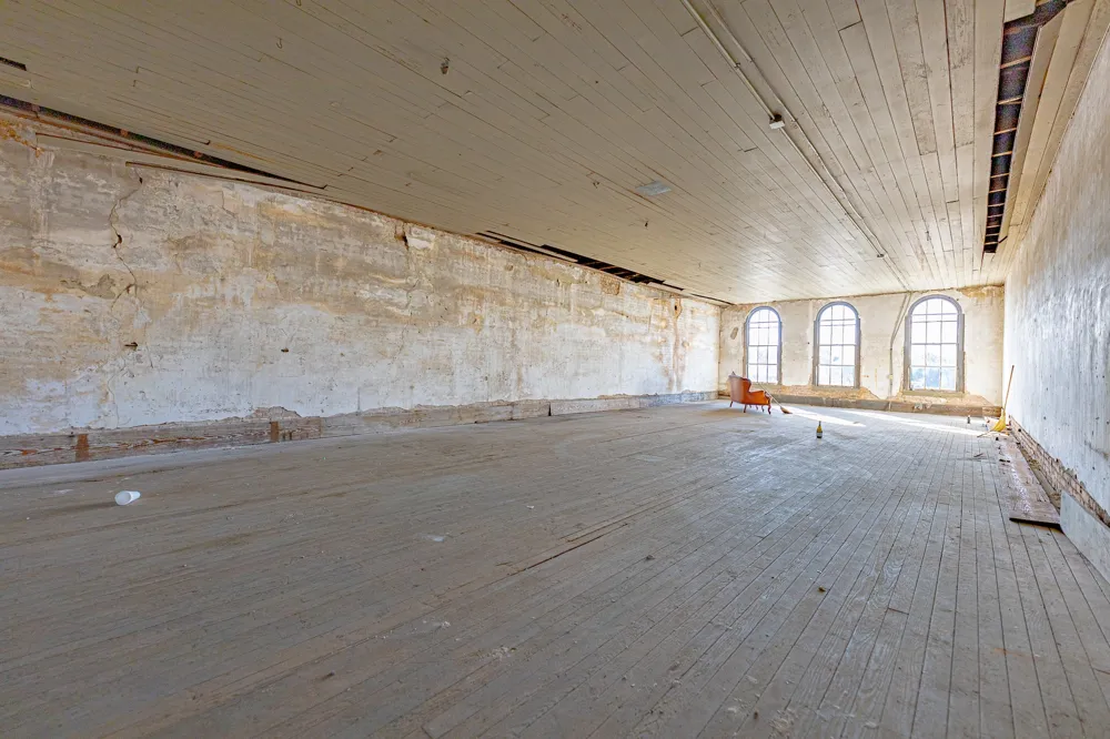 111 E Seventh Street Shiner, TX 77984