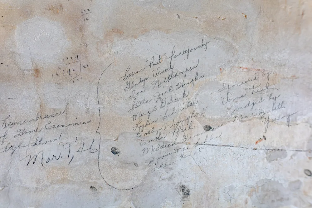 111 E Seventh Street Shiner, TX 77984