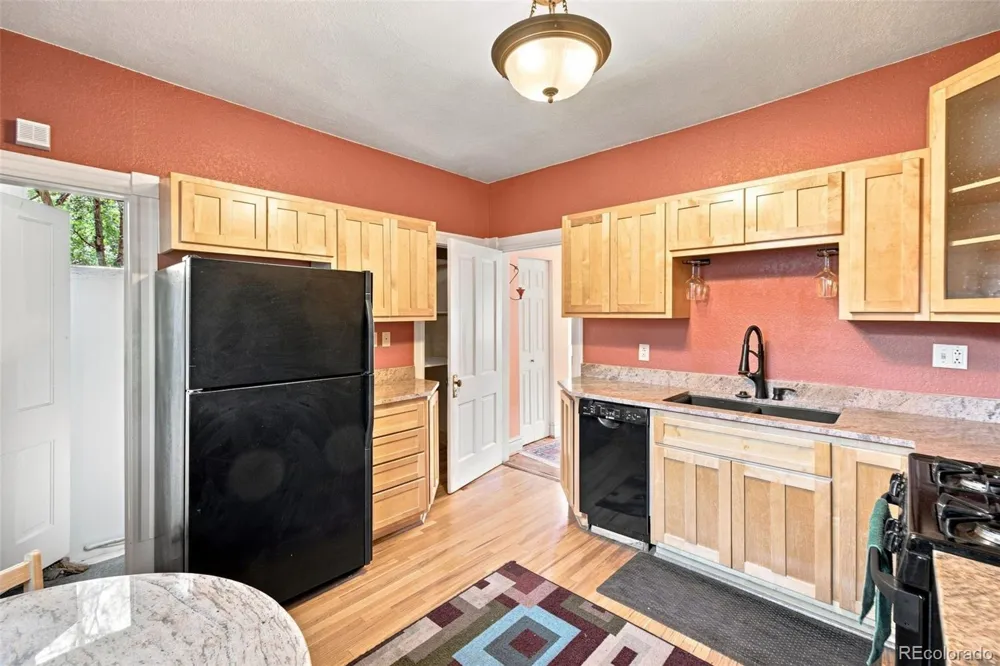 421 E Caramillo Street Colorado Springs, CO 80907